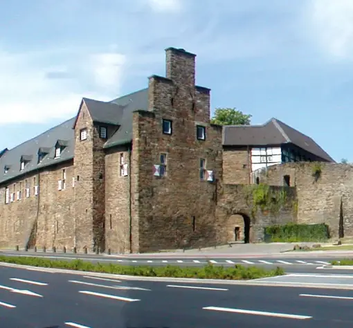 Schloss Broich in Mülheim an der Ruhr, historisches Wahrzeichen - Schlüsseldienst Schnell-Rein